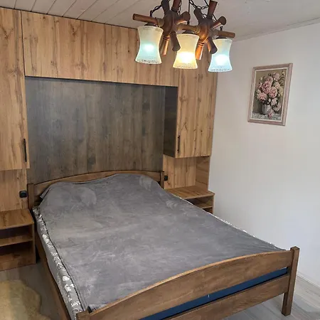 дубова хата Tatil Evi